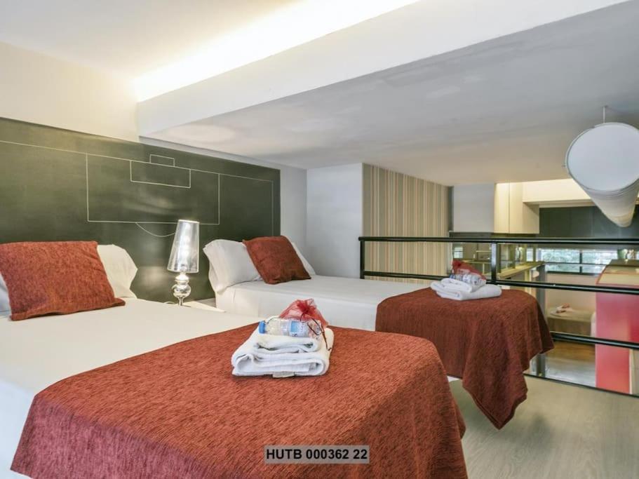 Alcam Futbol Pequeno Apartment Barcelona Exterior photo