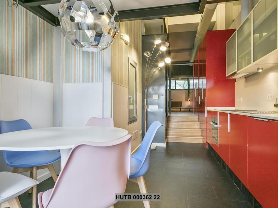 Alcam Futbol Pequeno Apartment Barcelona Exterior photo